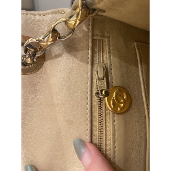 Chanel Vintage Small Bijoux Curve Flap - Picture 14 of 15